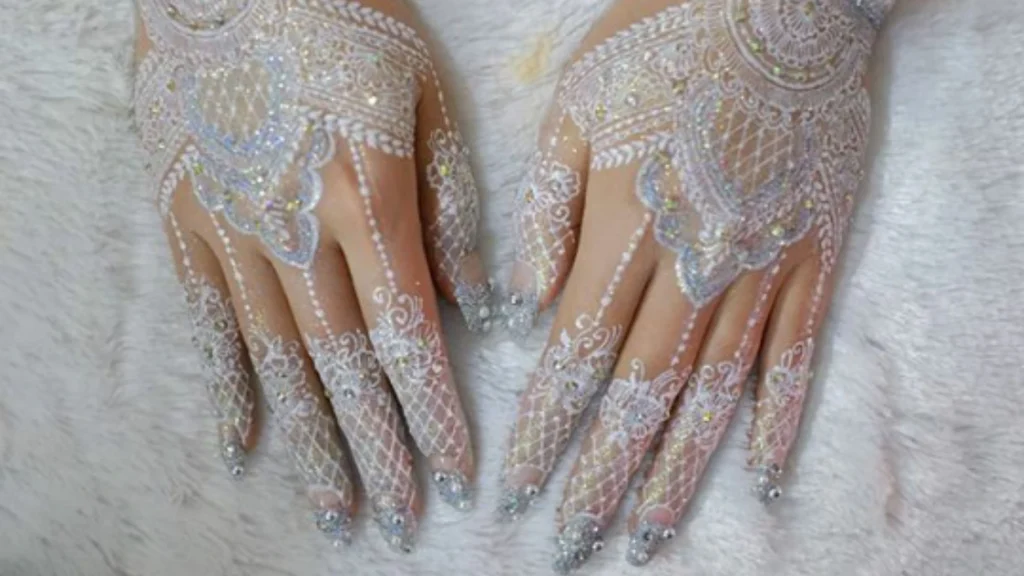 Incorporate Rhinestones or Stones